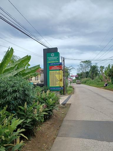 RUMAH MAKAN PADANG TAMBUYUNG