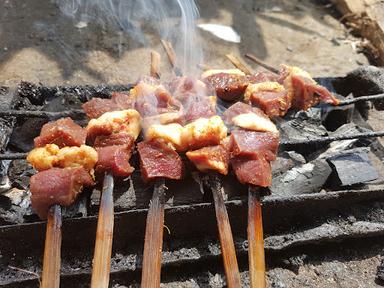 WARUNG SOTO TANGKAR BAPAK SIDIK TEZE