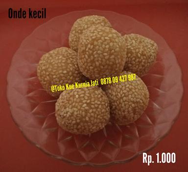 TOKO KUE KURNIA 3