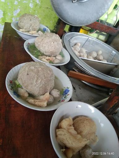 MIE AYAM BAKSO PAKDE GONDRONG