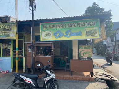 MIE AYAM CEKER & BAKSO PEKALONGAN OJO DUMEH