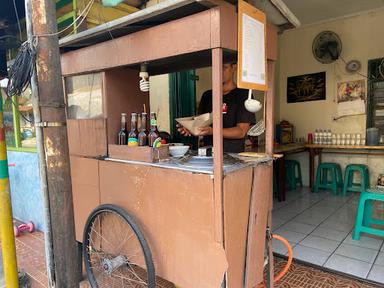 MIE AYAM CEKER & BAKSO PEKALONGAN OJO DUMEH