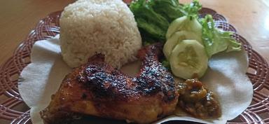 AYAM BAKAR REOG