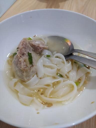 BAKSO TAHU PONTIANAK PAK DOYOK