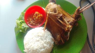 BEBEK GORENG H. SLAMET