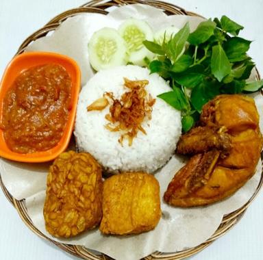 NASI BEBEK RIZKY