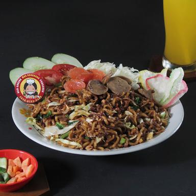 NASI GORENG MAS GONDRONG PADA SUKA