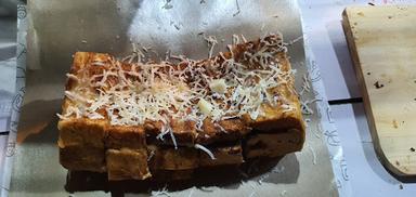 ROTI BAKAR BANDUNG IKI ONO