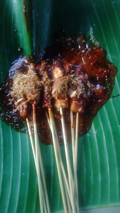 WARUNG SATE NASIO PAK MUSTA'IN