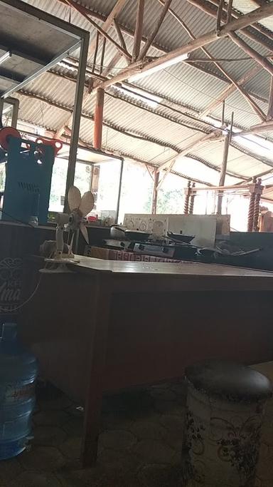 KEDAI UMAE MACHIENG