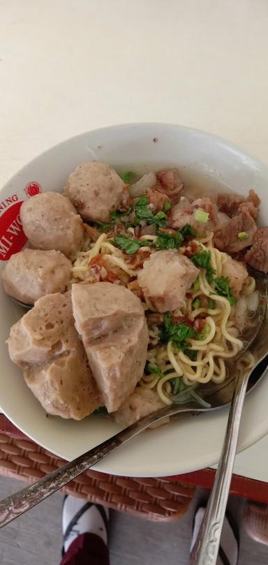 BASO TULANG MIE AYAM