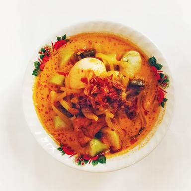 LONTONG SAYUR LENYOOK