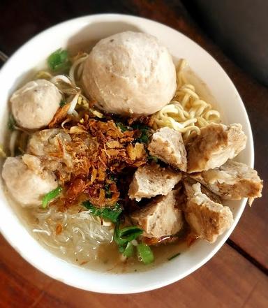 BAKSO MIE AYAM PANDAWA ASLI WONOGIRI