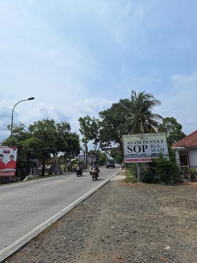 WARUNG MAKAN TASTI