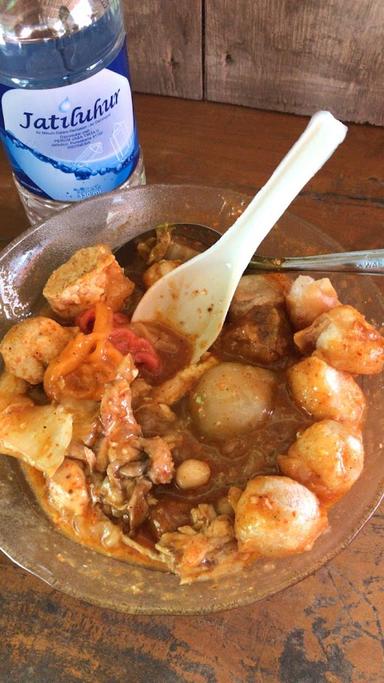 WARUNG SEBLAK TEH RINA