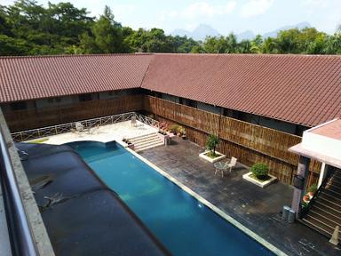 HOTEL JATILUHUR VALLEY & RESORT