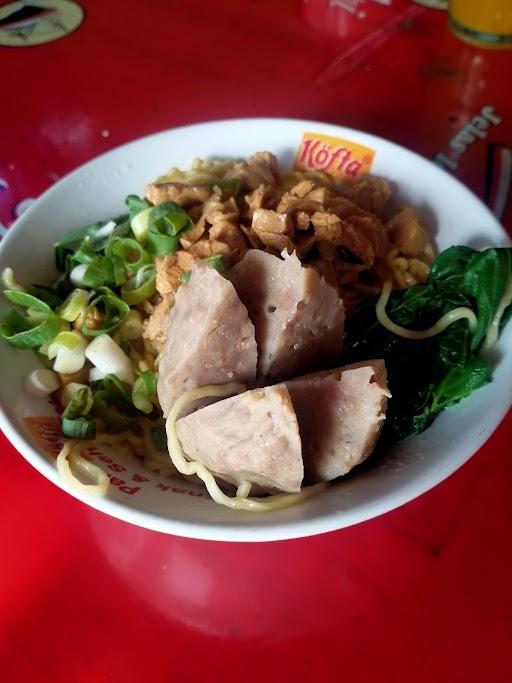 BAKSO & MIE AYAM JOWO