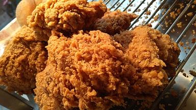 HISANA FRIED CHICKEN