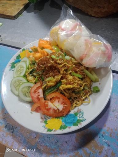 NASI GORENG GOYANG MALAM