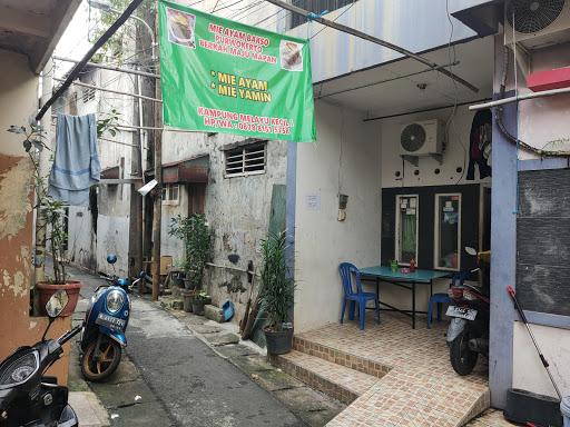 RUMAH MAKAN ENNIE