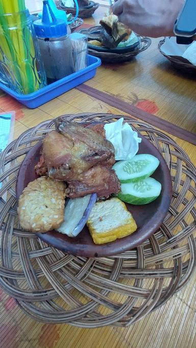 WARUNG BURJO DAN SAMBEL BAKAR COBEK KANG ARUL