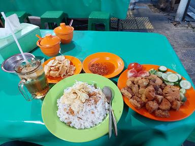 WARUNG NASI KHAS BETAWI HJ.NUNUNG