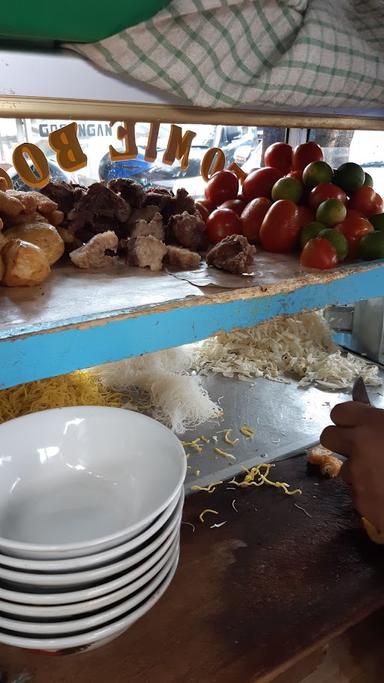 WARUNG SOTTO MIE & SOTO BETAWI PAK UMBRI