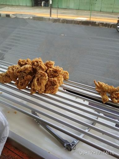 KFC (KLATEN FRIED CHICKEN)