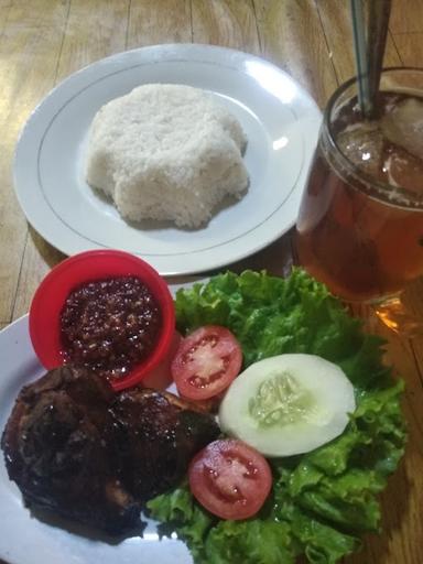 WARUNG BAKSO & MIE AYAM GLAGAH