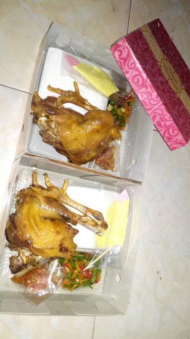 WARUNG MAKAN PAK DOTO PENYET DAN SOP PECOK