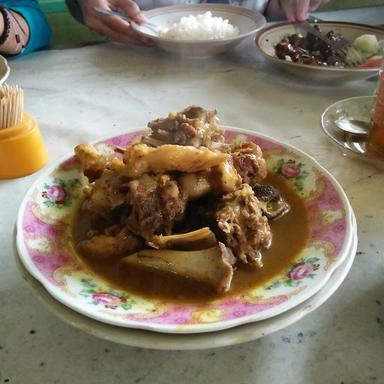 WARUNG MAKAN SAERAH