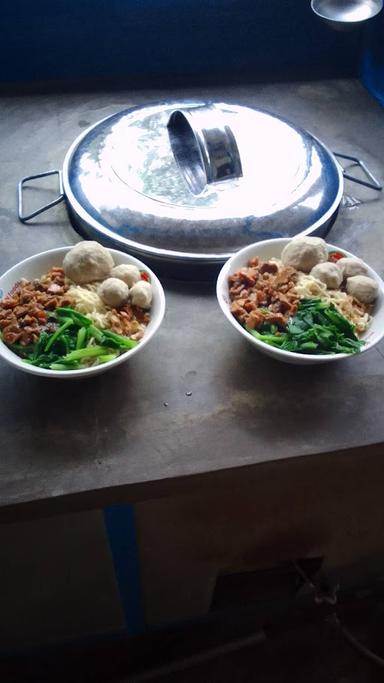 MI AYAM BAKSO TITO