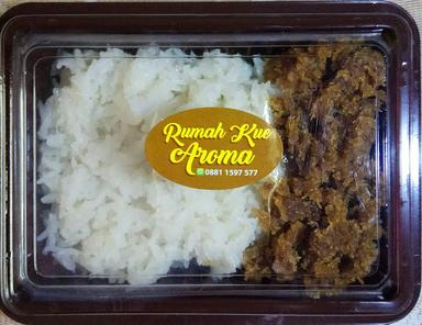 RUMAH KUE AROMA