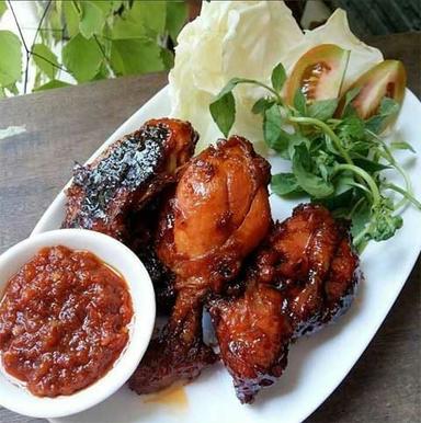 AYAM BAKAR ANUGRAH