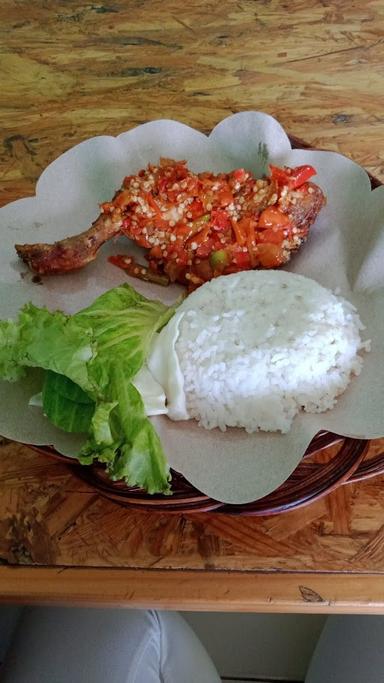 AYAM GEPREK SAMBAL PETIR KRANGGAN