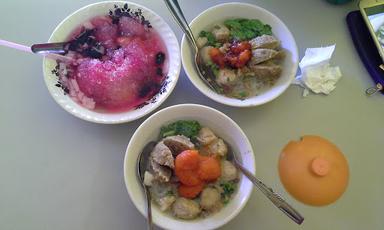 BAKSO & MIE AYAM PAK JOYO