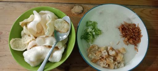 BUBUR AYAM KAMPUNG NYEMPLUNG