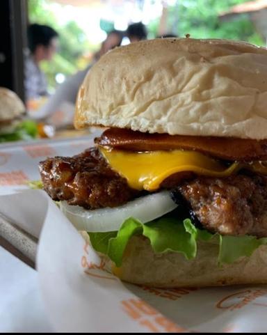 BURGERAX JATIASIH