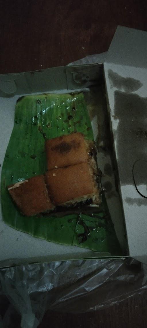 MARTABAK KYU KYU