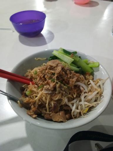 MIE AYAM BANGKA ANANDA CAB JATIKRAMAT