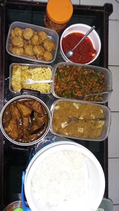 NASI UDUK ISTIMEWA BU SLAMET