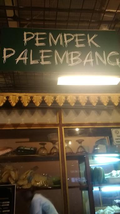 PEMPEK PALEMBANG 808