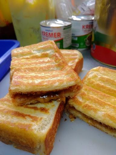 ROTI BAKAR 212 WEDANG JAHE