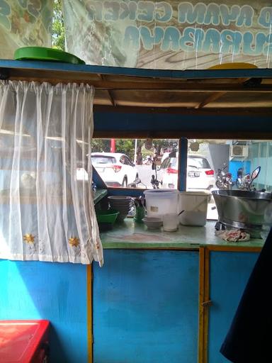 SOTO AYAM CEKER SUROBOYO