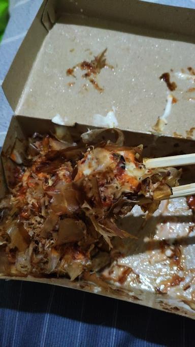 TAKOYAKI DAN KAWAN KAWAN