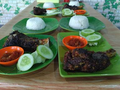 WARUNG KHAN IGA BAKAR