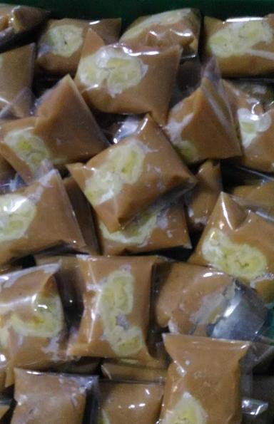 WARUNG KUE BASAH IBU HANIFAH