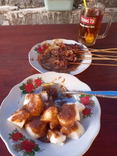 WARUNG MAKAN SATE PAK YATTO