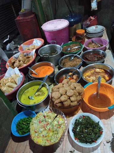 WARUNG NASI UDUK IBU HJ. YATI