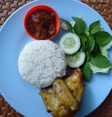 AYAM GORENG D'LIK